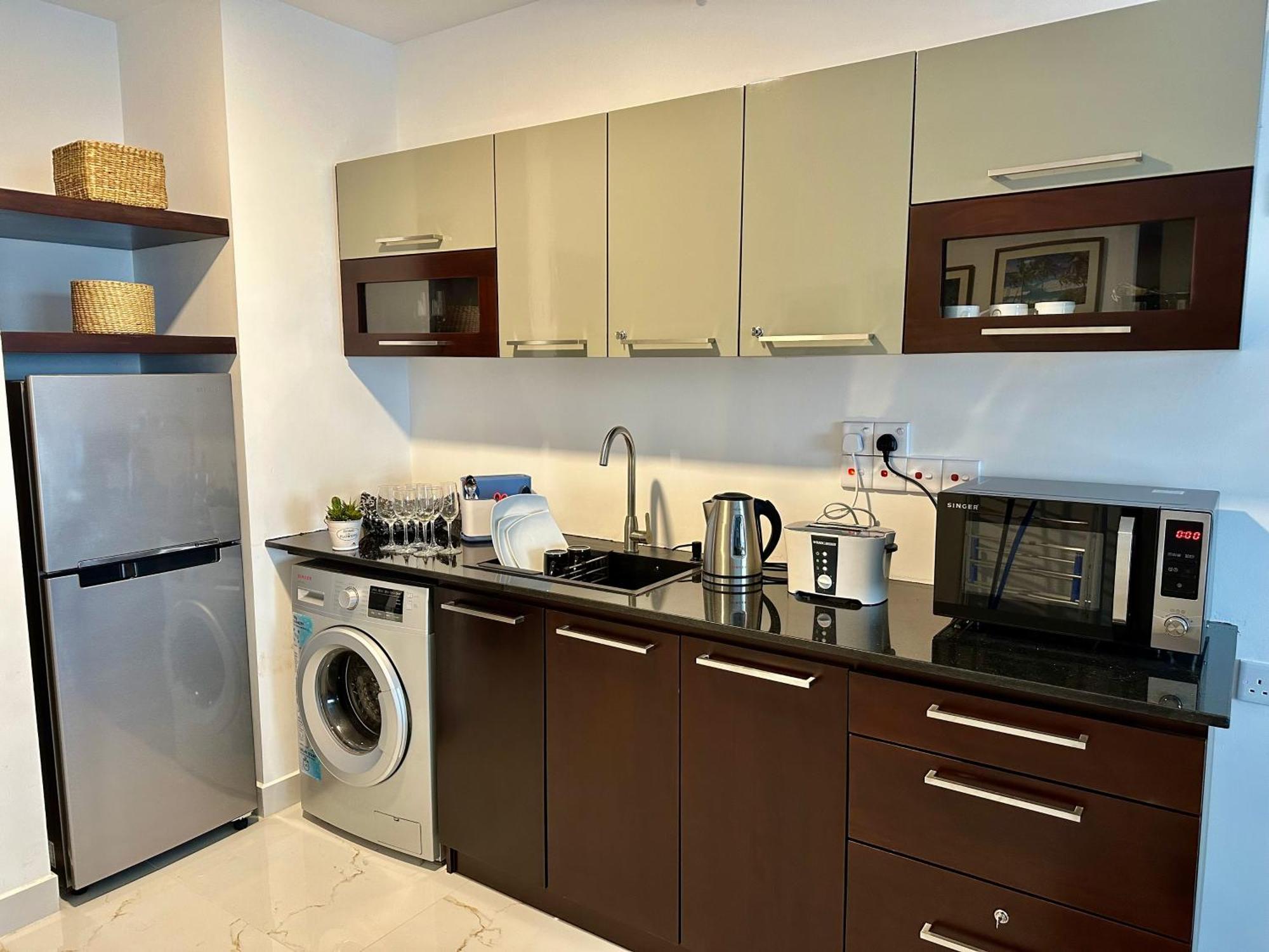 Ocean Breeze Hotel Residencies Britlanka Apartments Negombo Ngoại thất bức ảnh