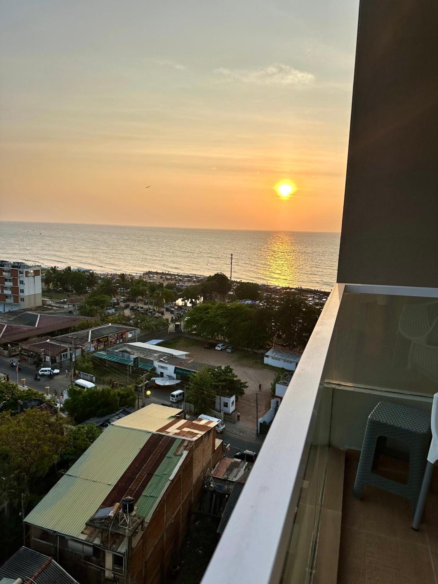 Ocean Breeze Hotel Residencies Britlanka Apartments Negombo Ngoại thất bức ảnh