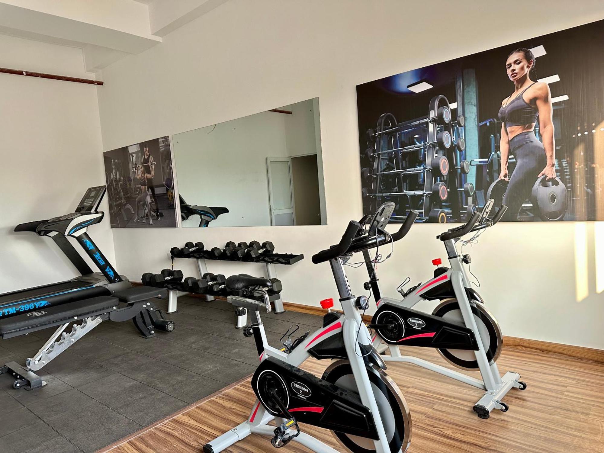 Ocean Breeze Hotel Residencies Britlanka Apartments Negombo Ngoại thất bức ảnh