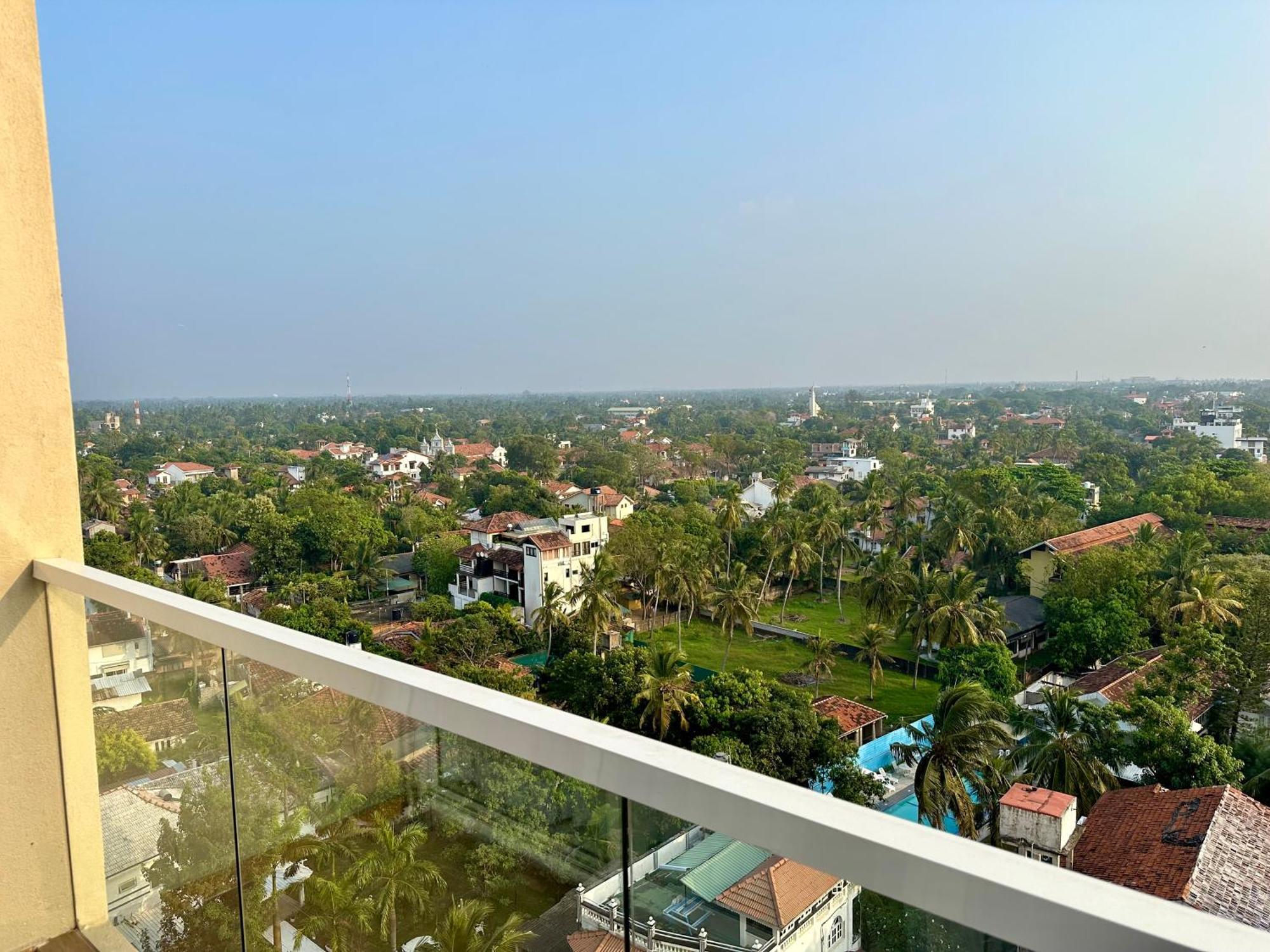 Ocean Breeze Hotel Residencies Britlanka Apartments Negombo Ngoại thất bức ảnh